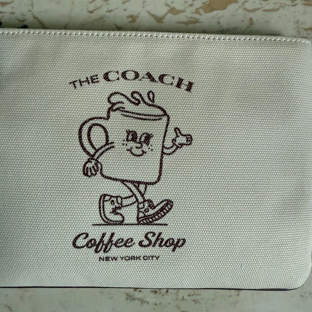 NWT Coach coffee shop  exclusive turn lock pouch - Picture 8 of 10